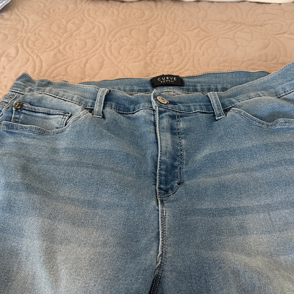 Curve Appeal Lightweight Stretchy Denim Jeans (12) - Picture 2 of 10